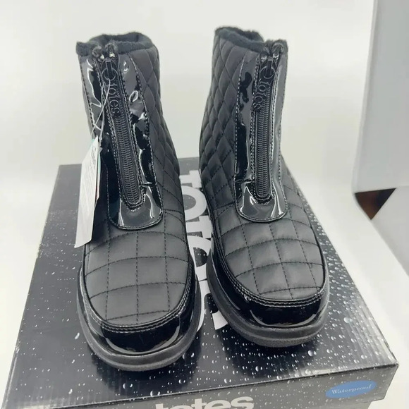Totes Womens Slope Winter Snow Boots Waterproof Quilted Front Zip Black Size 9W - Picture 3 of 8